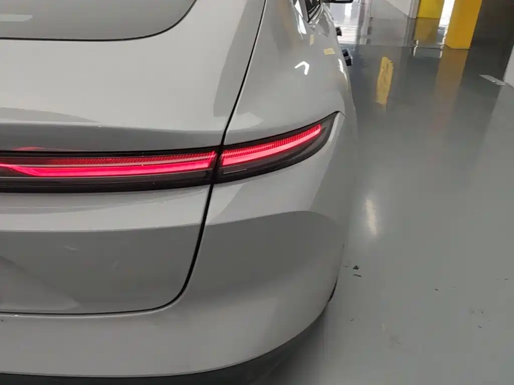 NIO ET5 — миниатюра 8