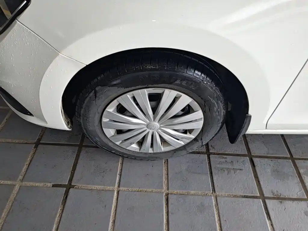 Volkswagen Santana — миниатюра 23