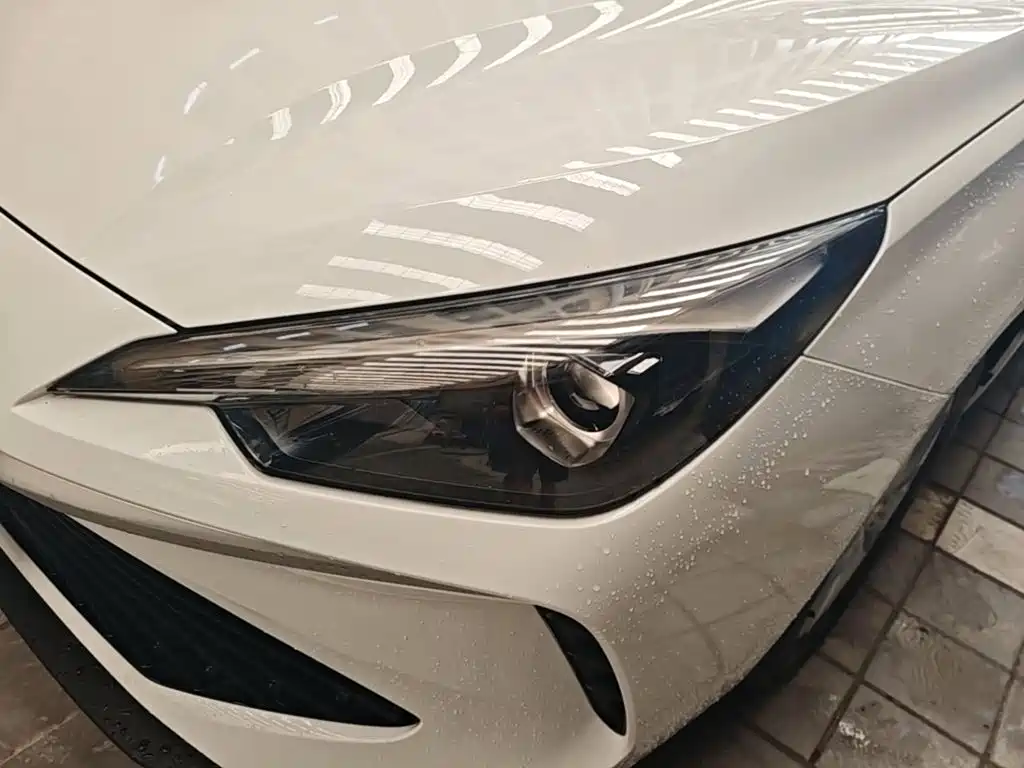Roewe i5 — миниатюра 24