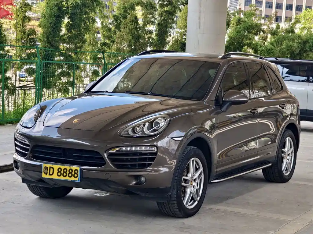 Porsche Cayenne — миниатюра 2