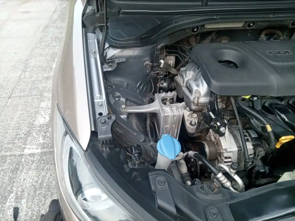 Hyundai Elantra — миниатюра 20