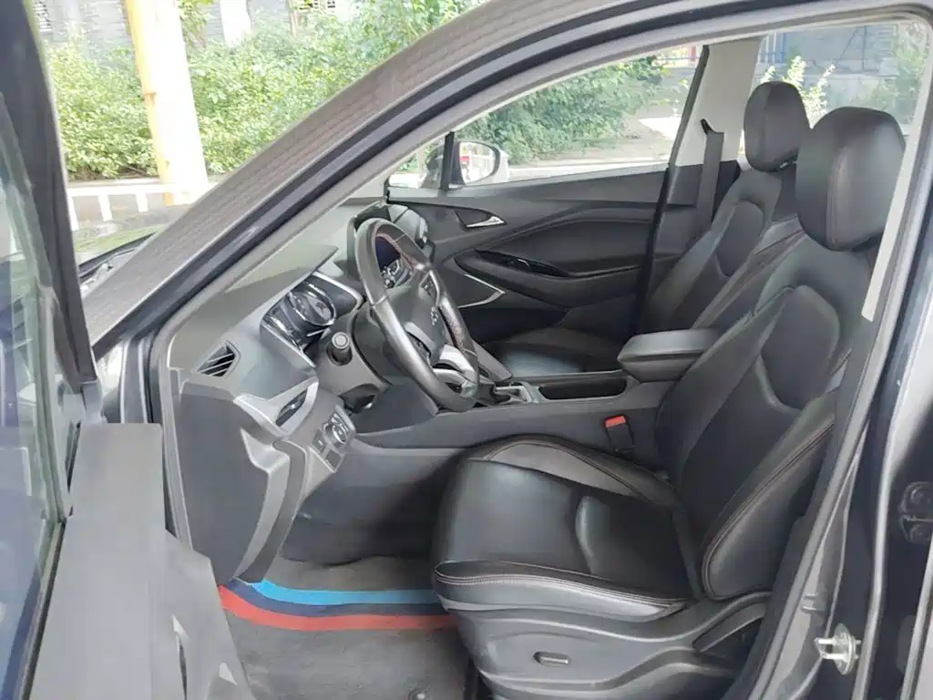 Chevrolet Volando — миниатюра 15