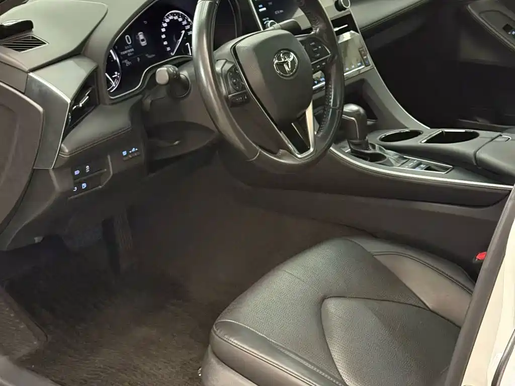 Toyota Avalon — миниатюра 15