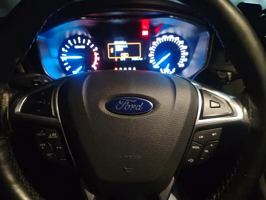 Ford Mondeo — миниатюра 15