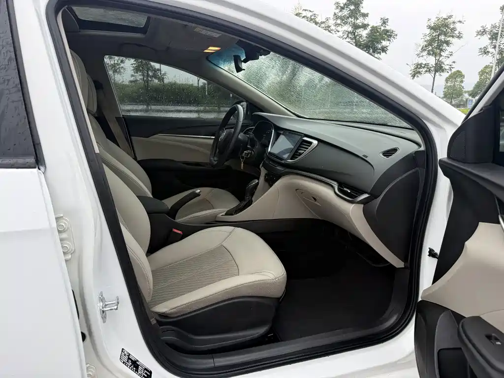 Buick Excelle — миниатюра 7