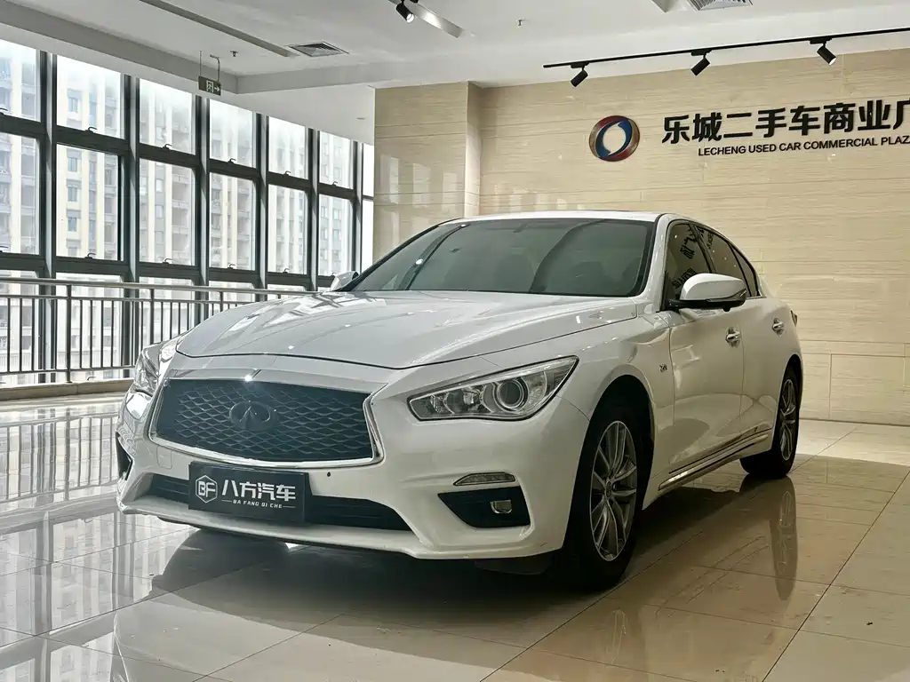 Infiniti Q50L 2018