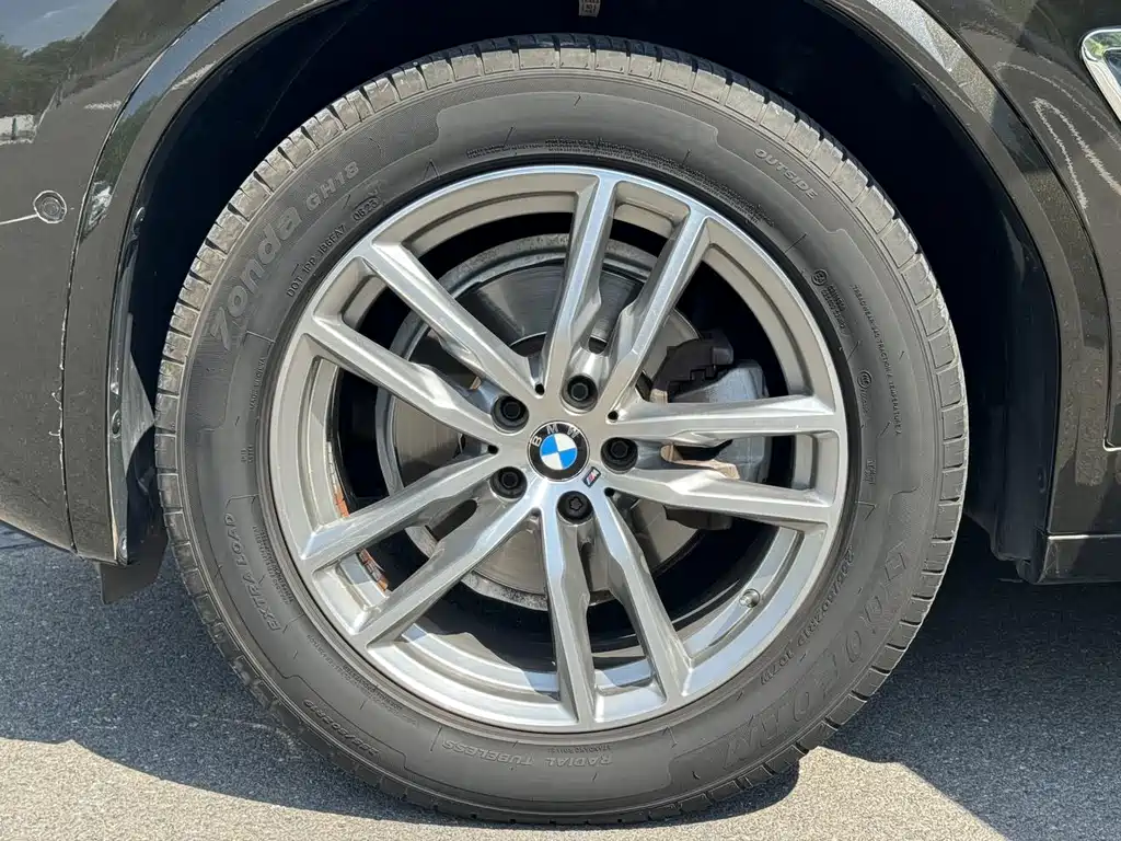 BMW X3 — миниатюра 15