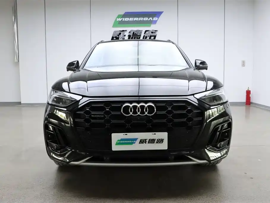 Audi Q5L 2024 40 TFSI Luxury