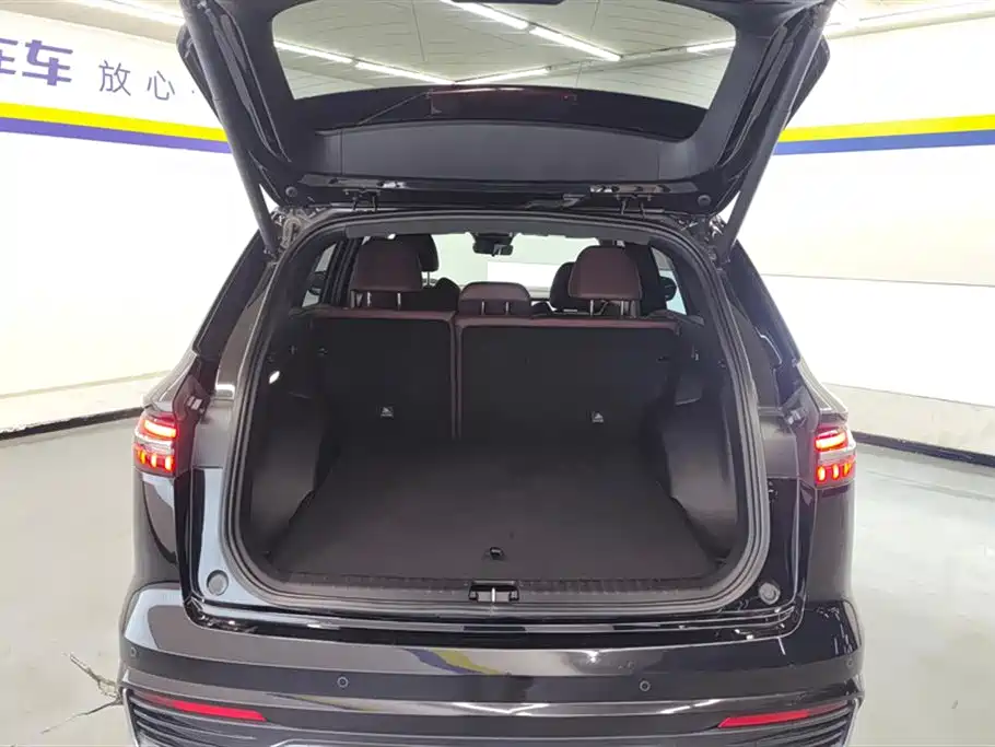 Geely Monjaro L 2024 2.0TD AT
