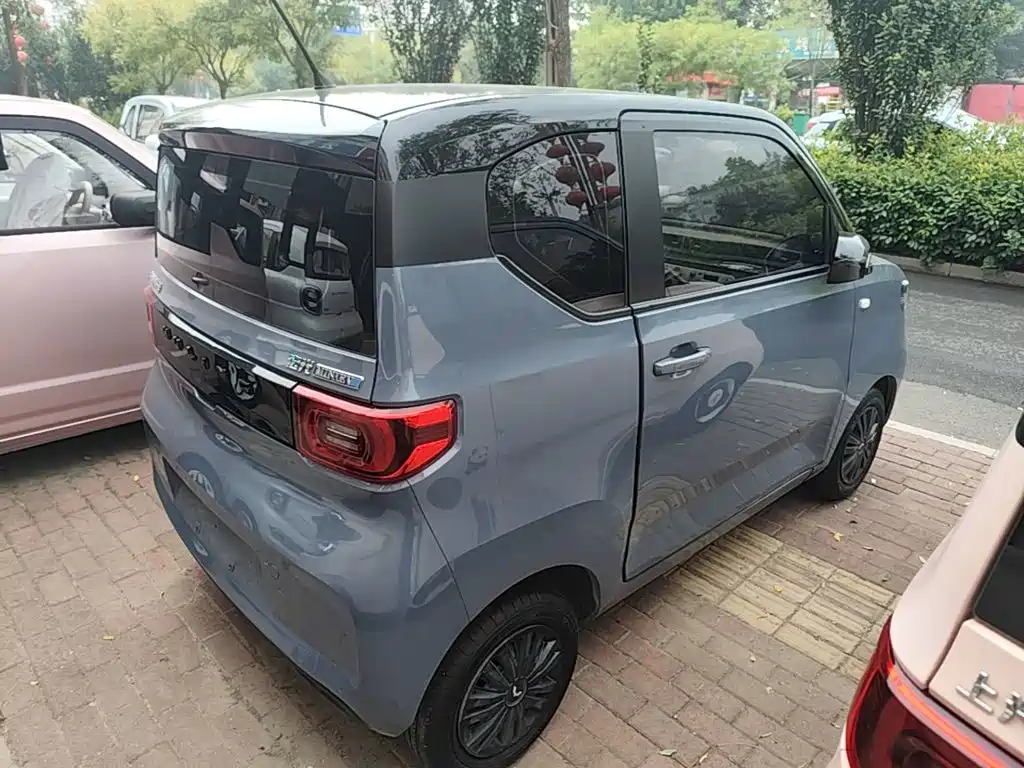 Wuling MINIEV — миниатюра 7