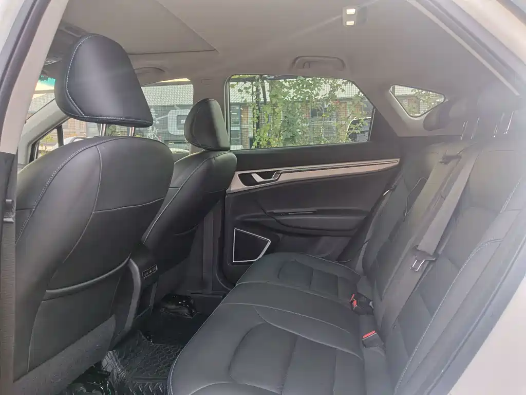 Geely GSe — миниатюра 15