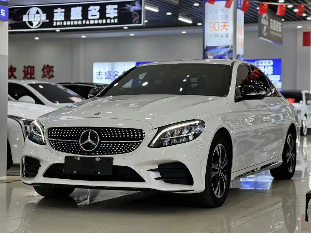 Mercedes-Benz C-Class 2019