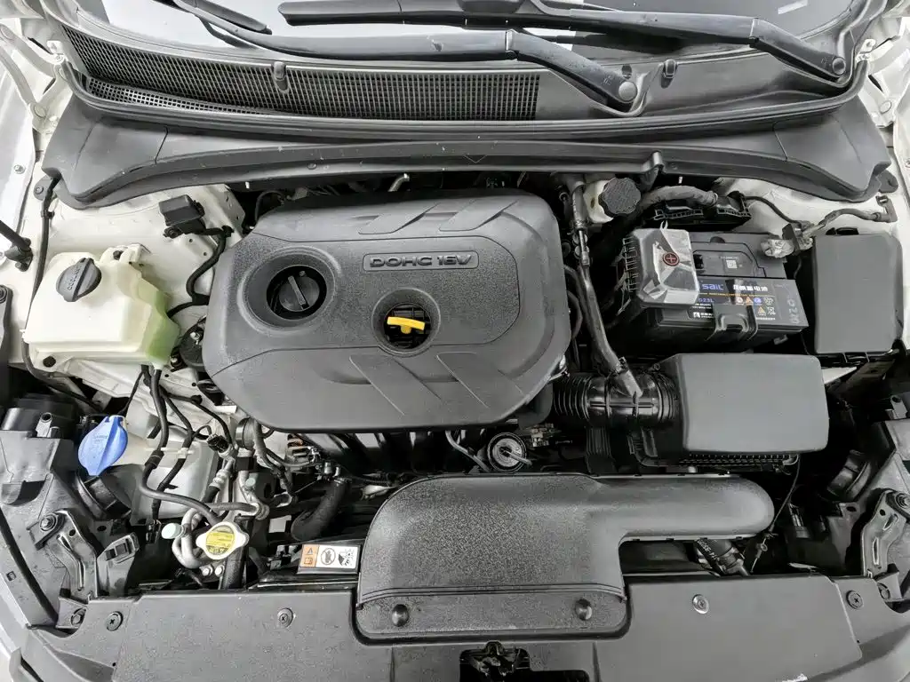 Hyundai Mistra — миниатюра 6