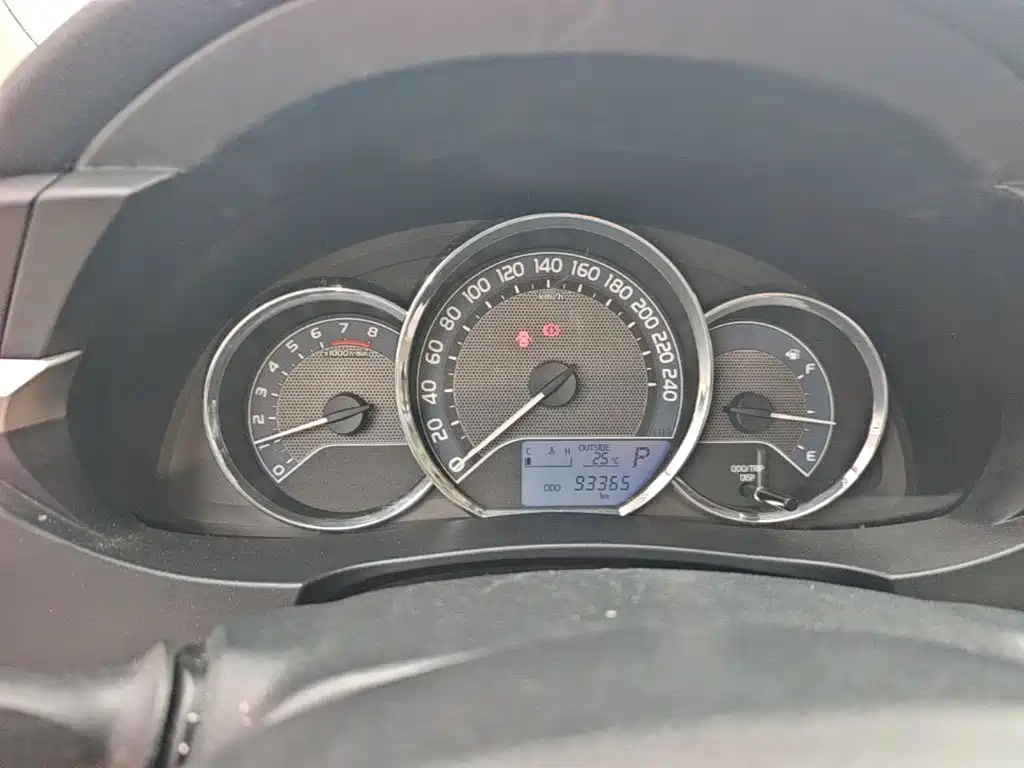 Toyota Corolla — миниатюра 12