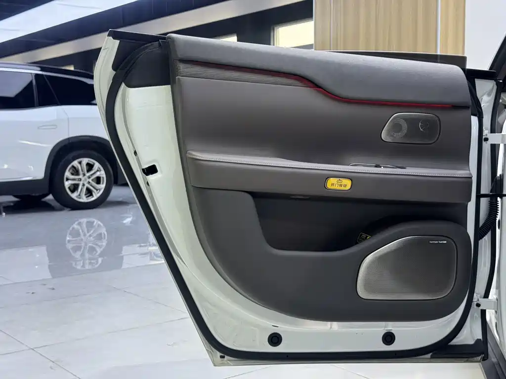 NIO ET7 — миниатюра 20