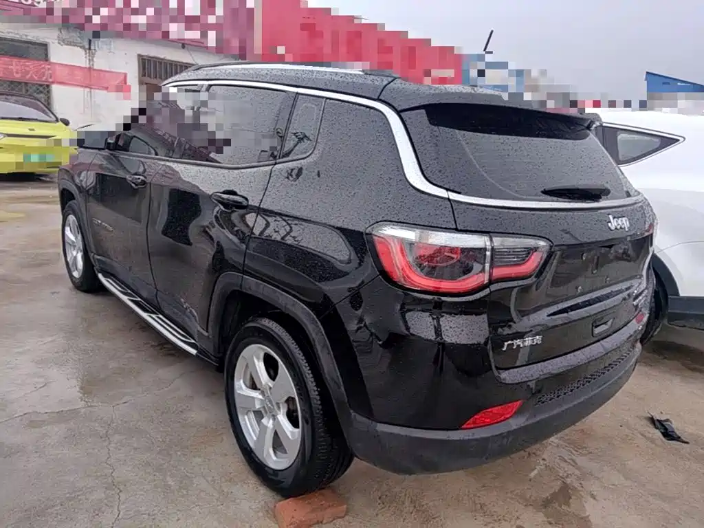 Jeep Compass — миниатюра 5