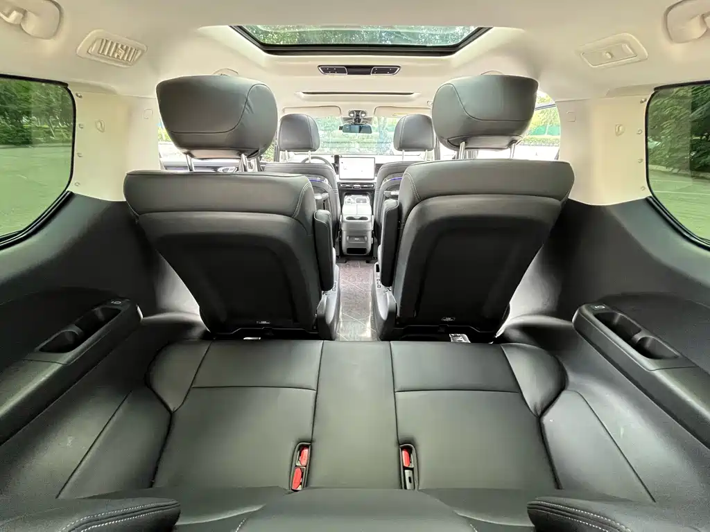 GAC Motor Trumpchi E8 PHEV — миниатюра 20
