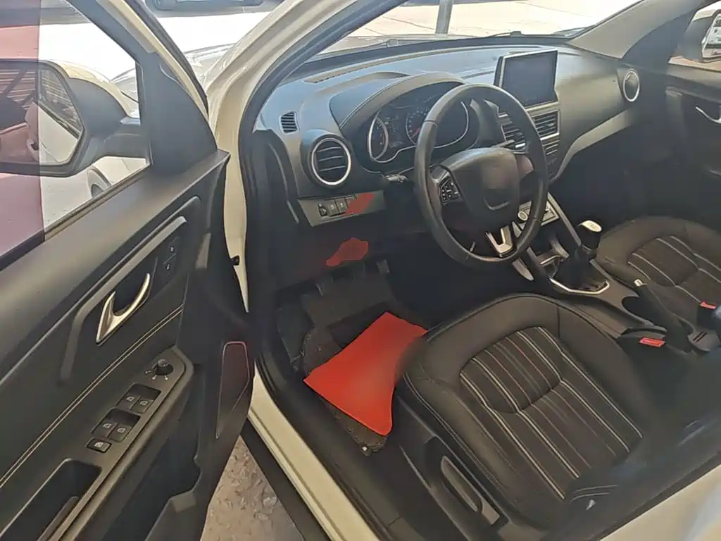 Bestune X40 — миниатюра 16
