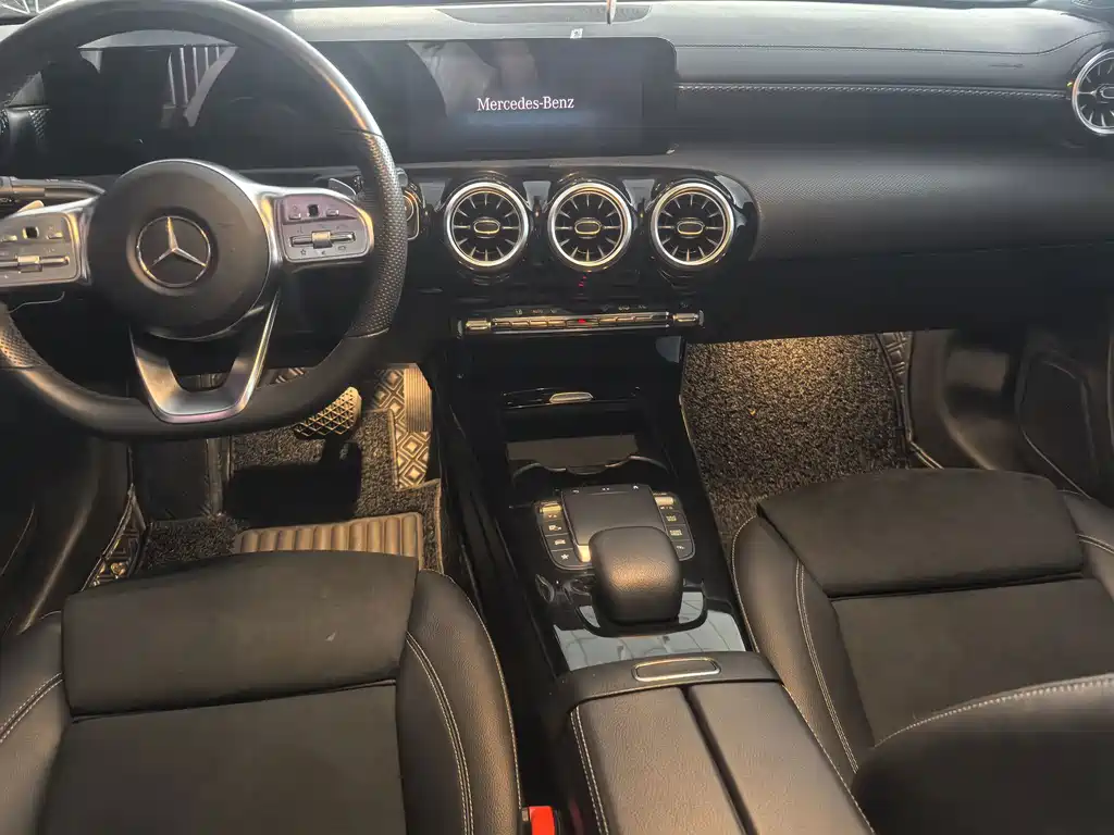 Mercedes-Benz A-Class — миниатюра 13
