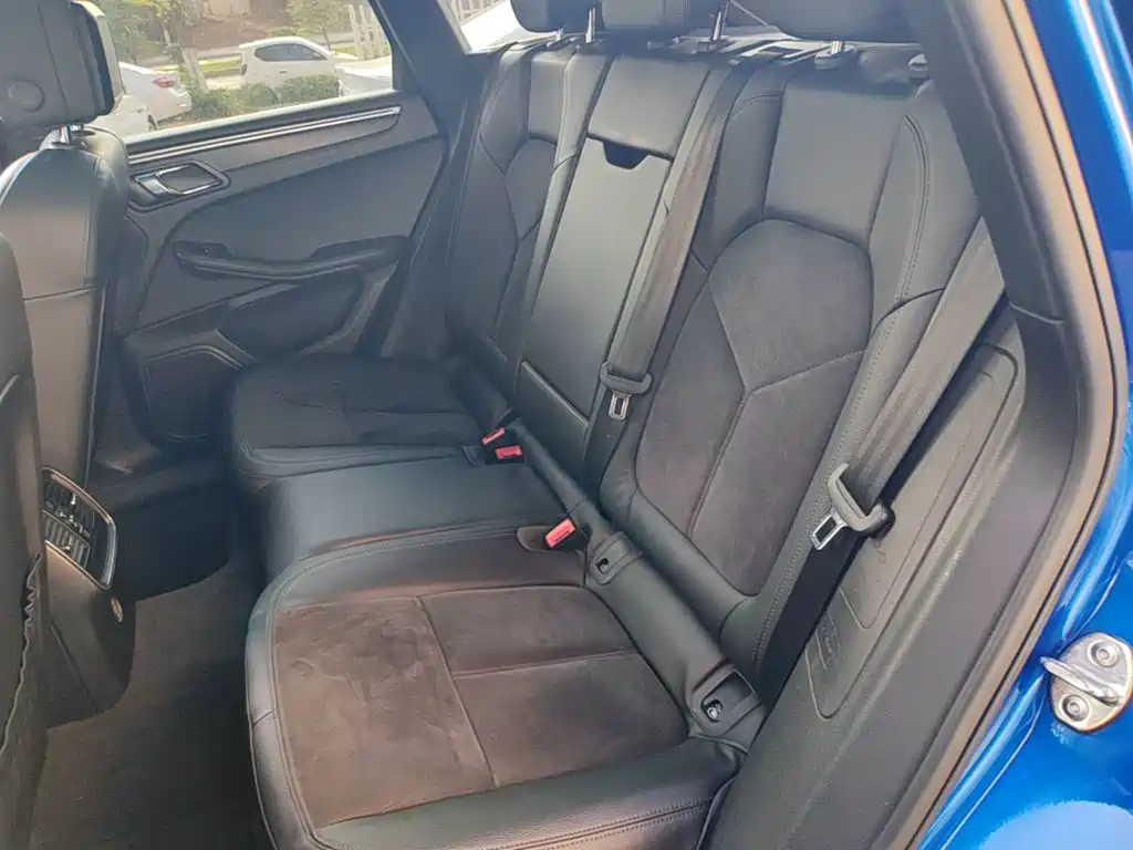 Porsche Macan — миниатюра 17
