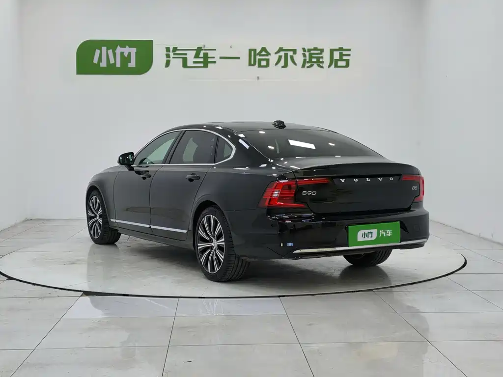 Volvo S90 — миниатюра 5