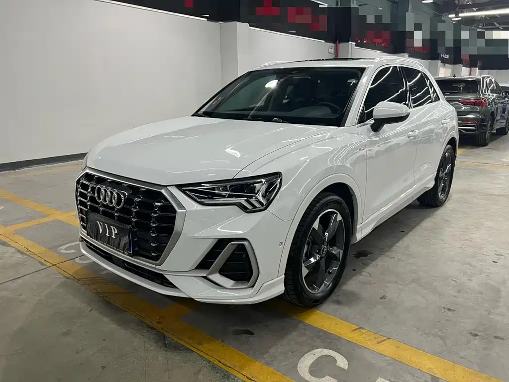 Audi Q3 2022 35 TFSI Fashion Dynamic Type