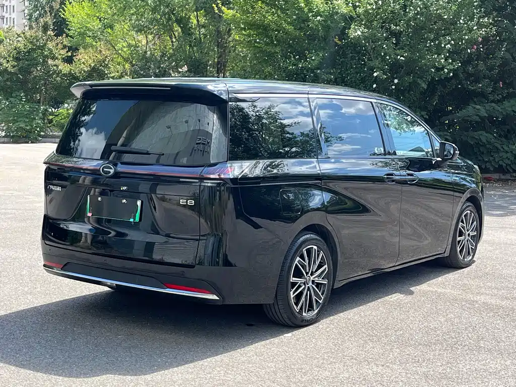 GAC Motor Trumpchi E8 PHEV — миниатюра 6