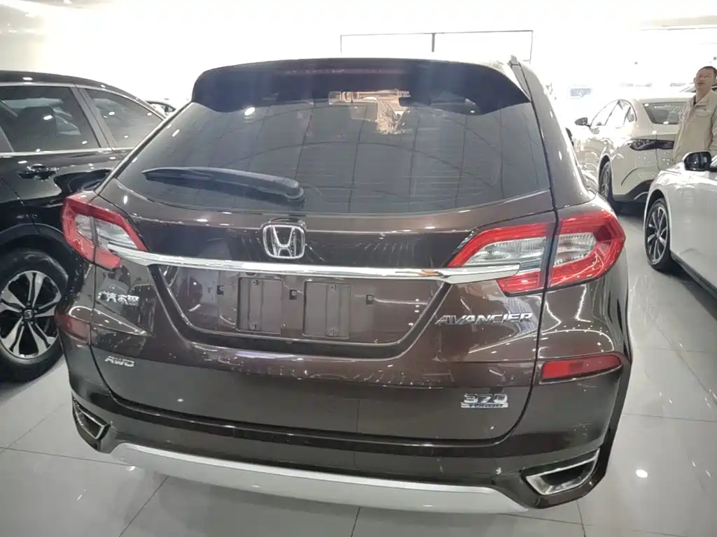 Honda Avancier — миниатюра 6