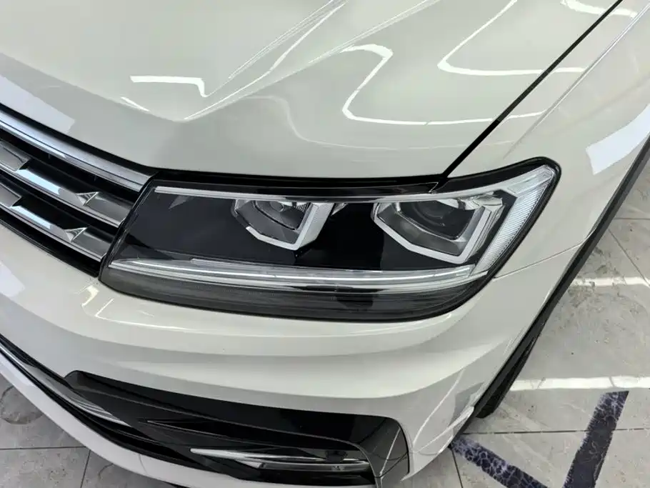 Volkswagen Tiguan L — миниатюра 5