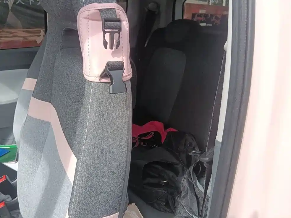 Wuling MINIEV — миниатюра 13