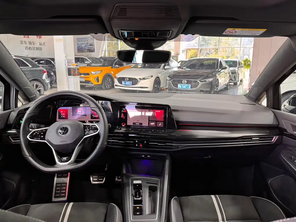 Volkswagen Golf — миниатюра 19