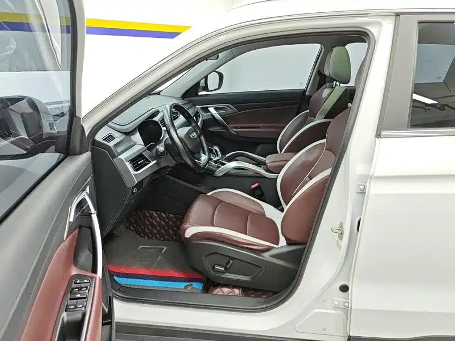 Geely Boyue — миниатюра 9