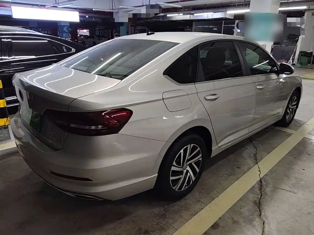 Volkswagen Lavida — миниатюра 7