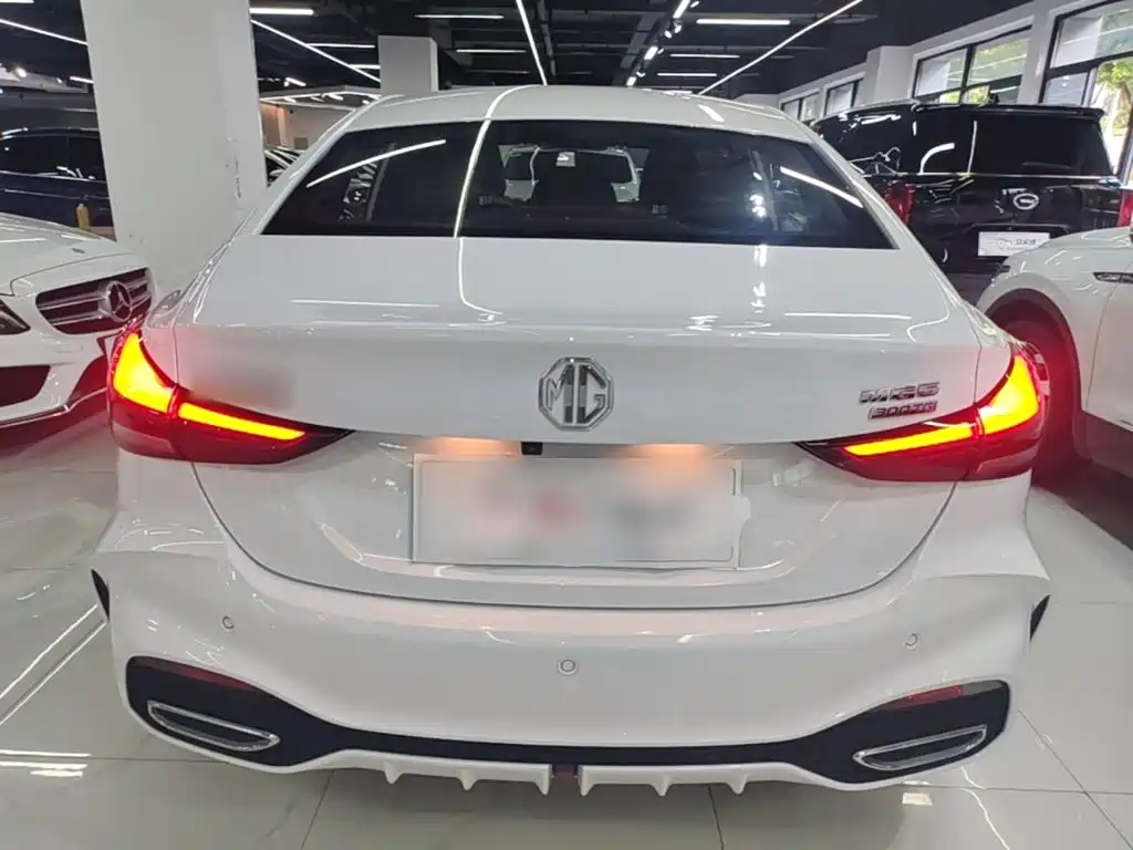 MG MG5 — миниатюра 6