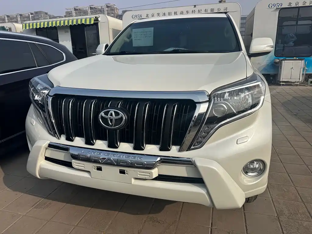 Toyota Prado (Import) — миниатюра 2