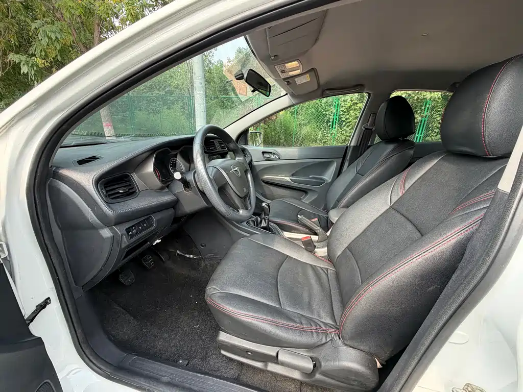 Haima Haima M3 — миниатюра 7