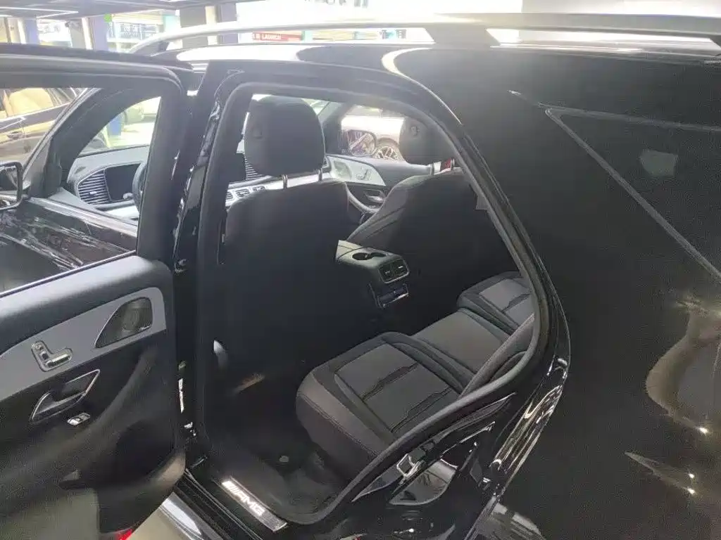 Mercedes-Benz GLE AMG — миниатюра 12