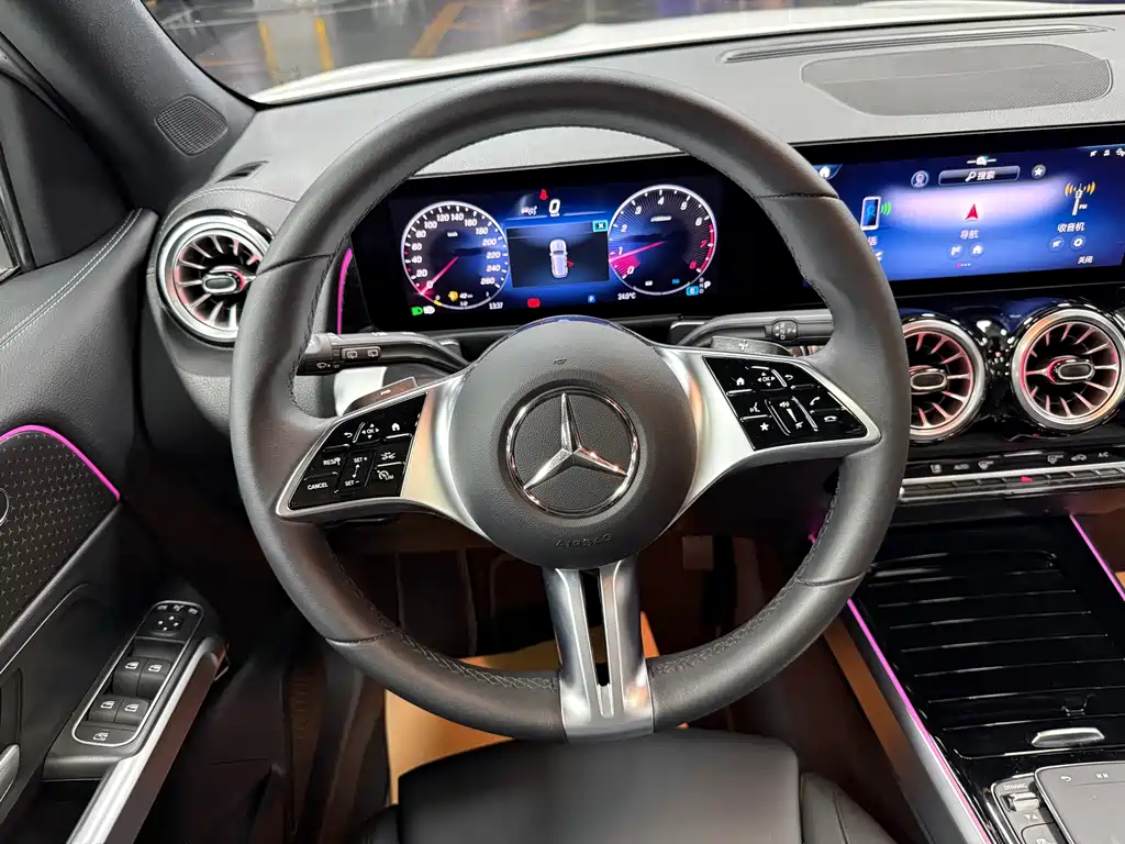 Mercedes-Benz GLB 2024 GLB 220 Fashion
