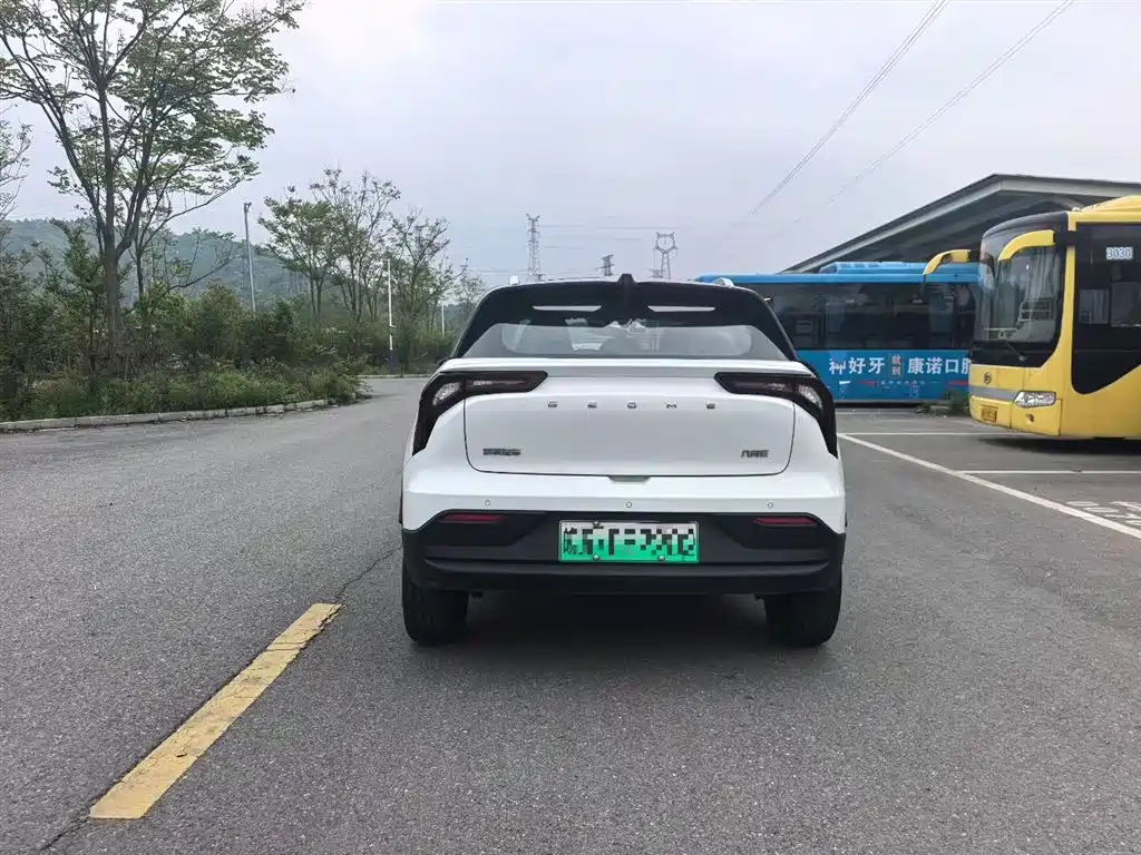 Geely E Firefly E 2023 401KM 5 мест