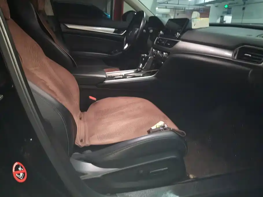 Honda Accord — миниатюра 8
