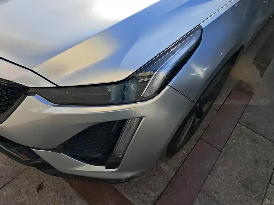 Cadillac CT5 — миниатюра 5