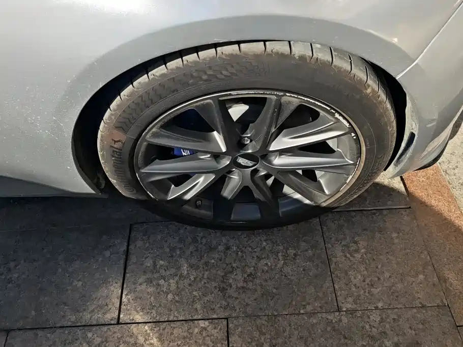 Cadillac CT5 — миниатюра 6