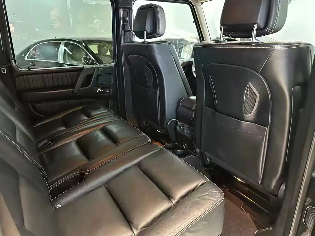 Mercedes-Benz G-Class — миниатюра 13