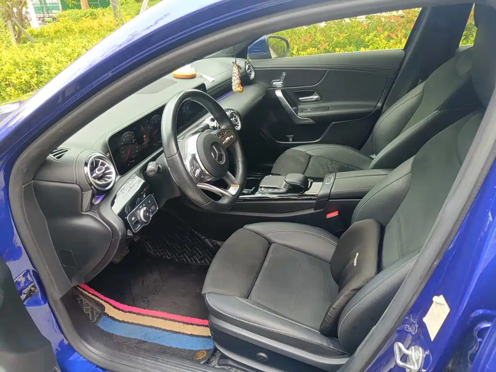 Mercedes-Benz A-Class — миниатюра 8