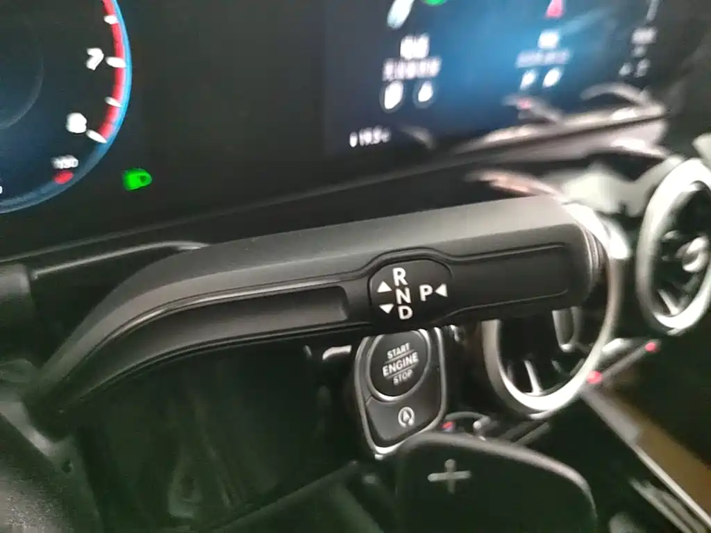 Mercedes-Benz GLA — миниатюра 14