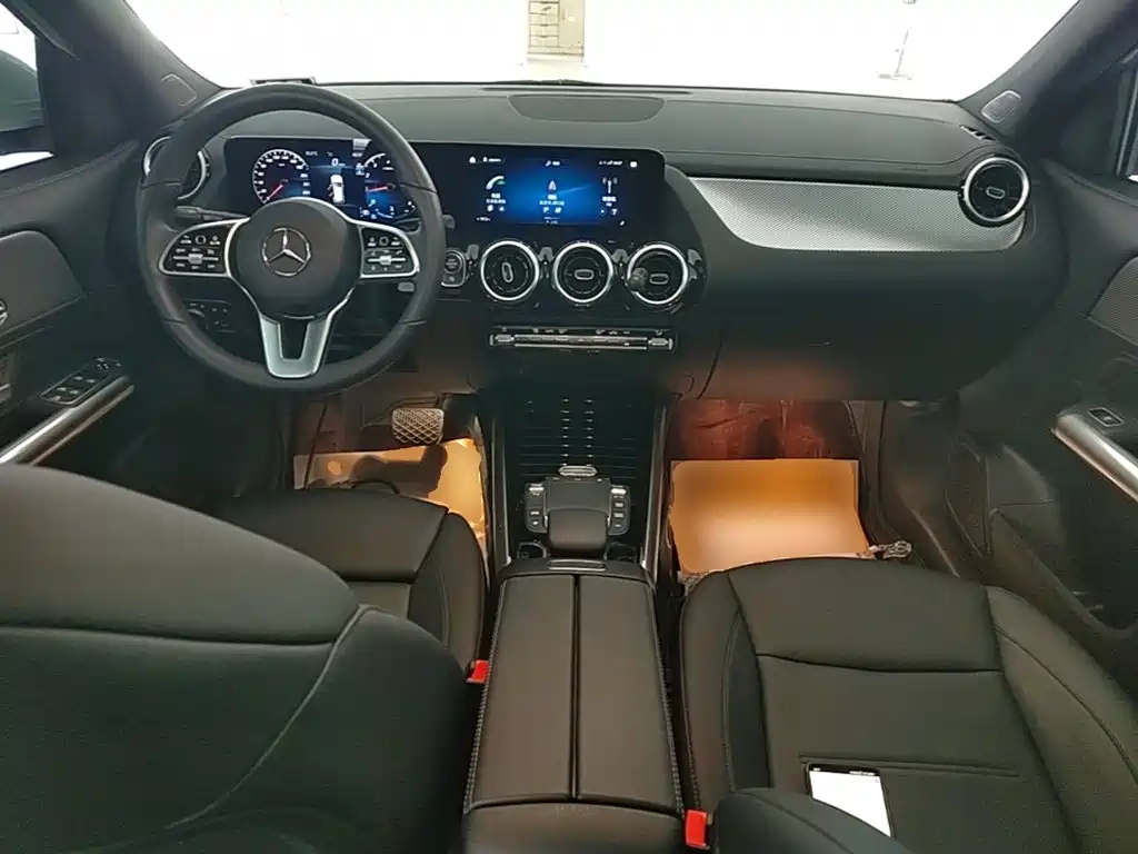 Mercedes-Benz GLA — миниатюра 10