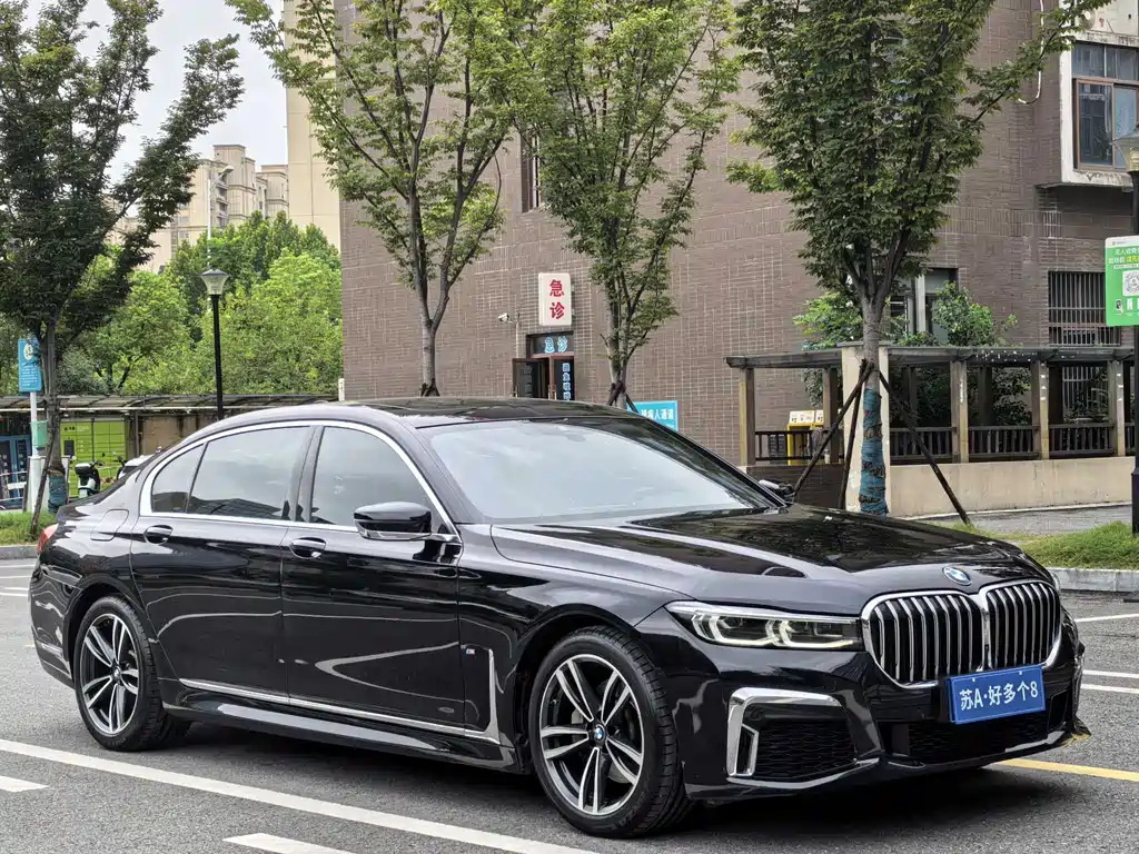 BMW 7 SERIES