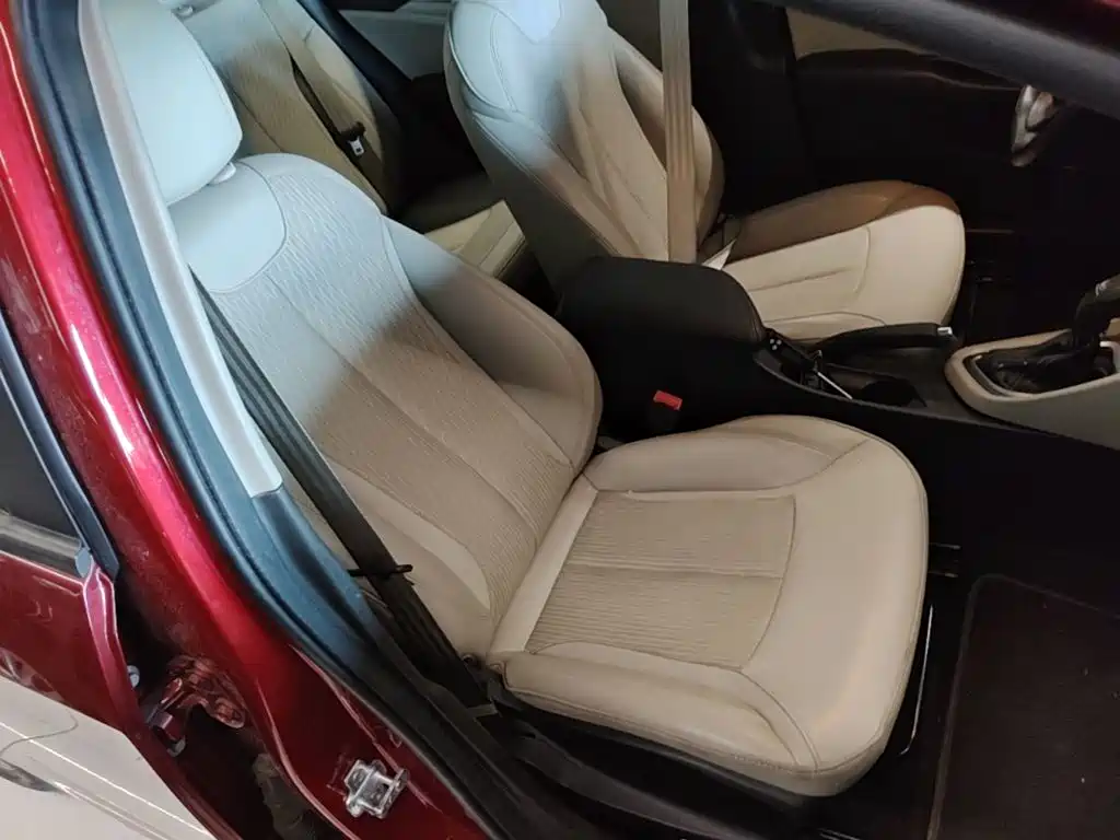 Buick Excelle — миниатюра 25