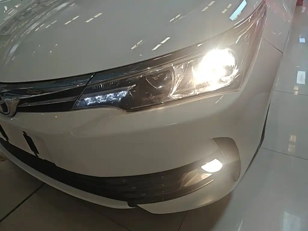 Toyota Corolla — миниатюра 24