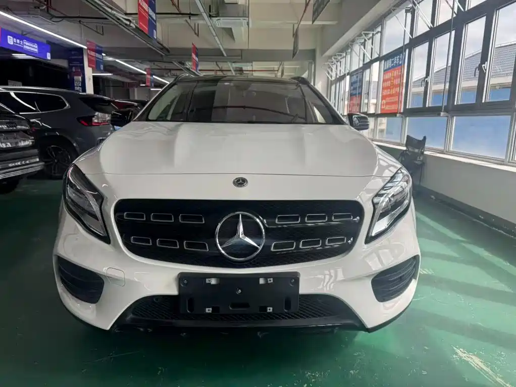 Mercedes-Benz GLA — миниатюра 2